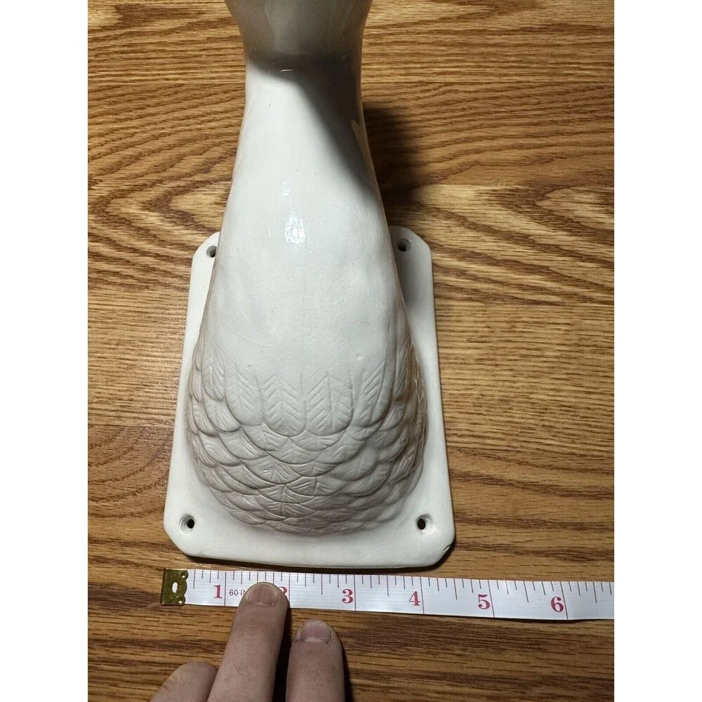 Vintage Home Decor Porcelain Goose Wall Mount Dirty Towel Hat Chonie Hanger 1987